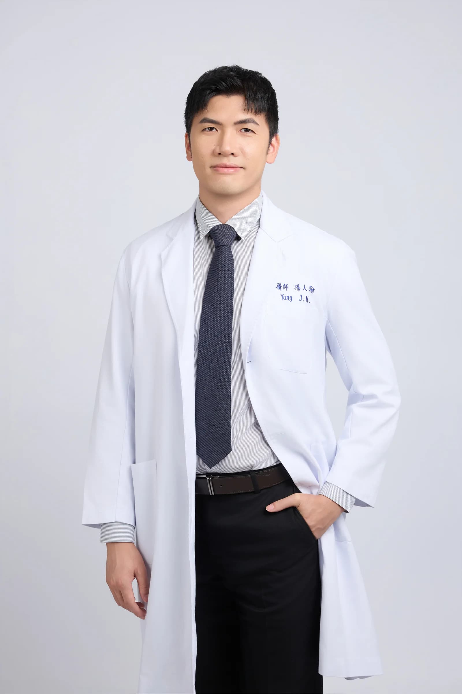 調沛健康診所楊人翰醫師形象照